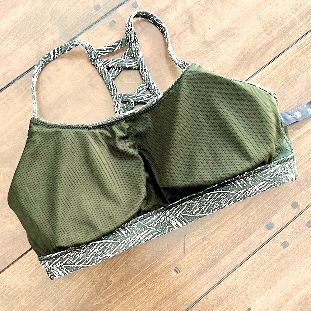 All In Motion Sports Bra - Picture 5 of 9